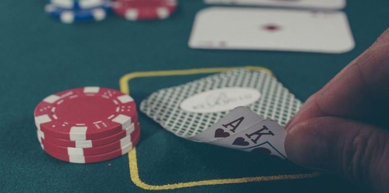 sainlucky လောင်းကစား Live Casino Myanmar ကစားသမားများ Real Dealer Baccarat MMK ဖြင့် ကစားနေသောမြင်ကွင်း